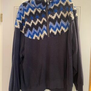 Aerie Women’s Zip Up Fleece Sweater - Blue, Black, and White Chevron